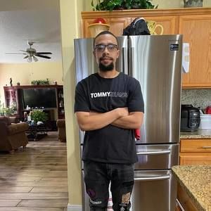 Meet your Posher, Dilly